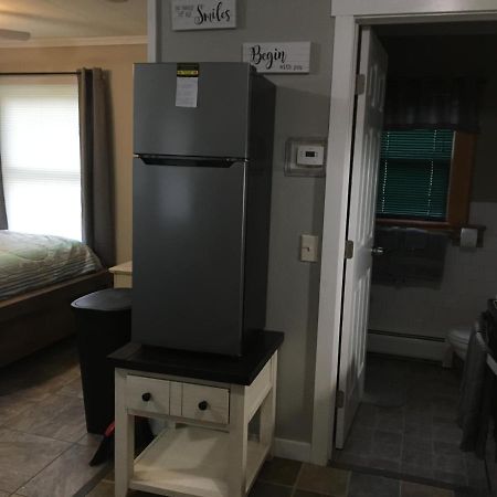 Just Like Being At Home- Newly Renovated Unit North Troy Buitenkant foto